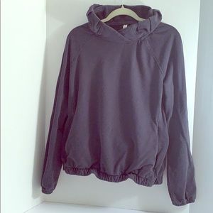 Lululemon gray sweatshirt